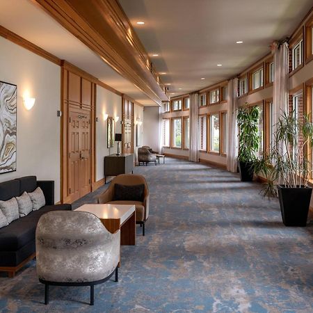 Delta Hotels By Marriott Huntington Mall Barboursville Exterior foto