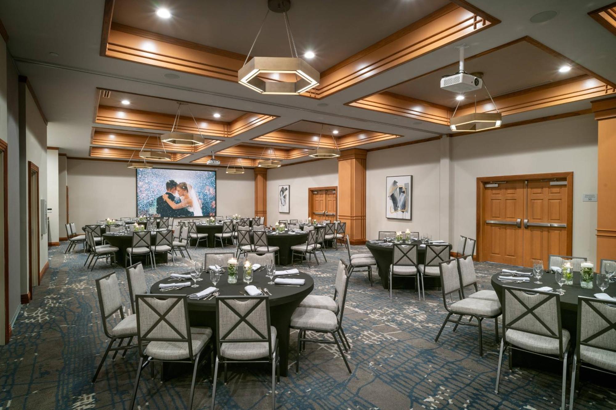 Delta Hotels By Marriott Huntington Mall Barboursville Exterior foto