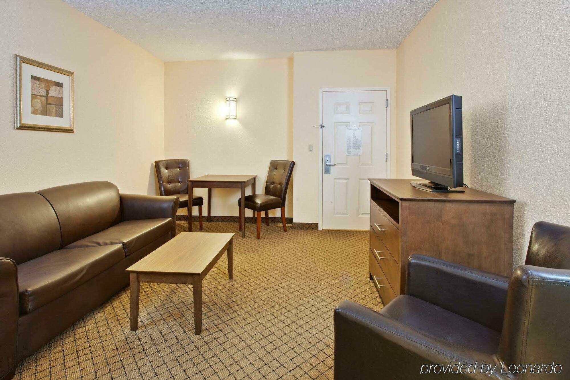 Delta Hotels By Marriott Huntington Mall Barboursville Exterior foto