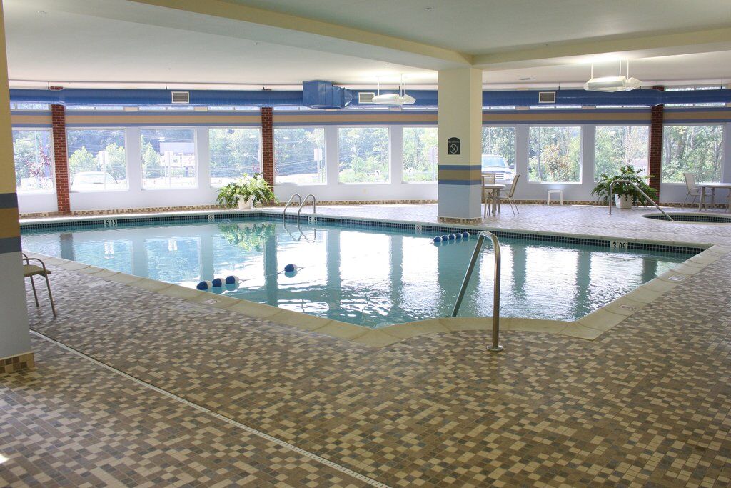 Delta Hotels By Marriott Huntington Mall Barboursville Exterior foto